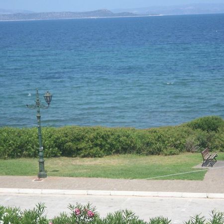 Nea Makri Beach Apartment Buitenkant foto